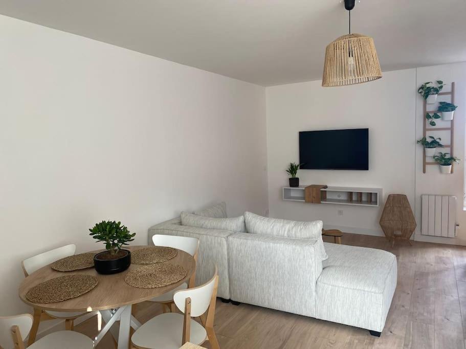 Un Petit Coin Sous Les Toits Villa โอต์วิลเลส์ ภายนอก รูปภาพ