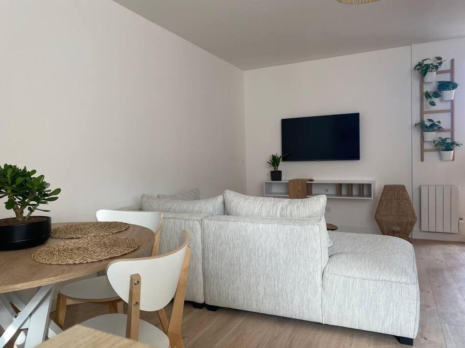 Un Petit Coin Sous Les Toits Villa โอต์วิลเลส์ ภายนอก รูปภาพ